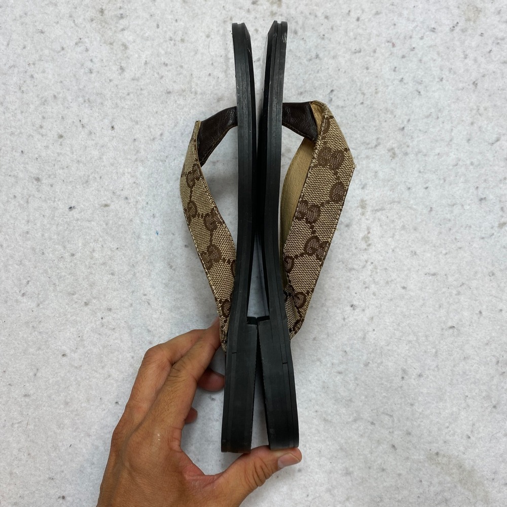 Gucci Sandals Mens 41 Black Brown Iconic GG Monogram Canvas Thong Flip Flop - Picture 8 of 11
